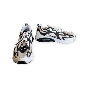 Nike Air Max Infinity shoes sneakers athletic wear Size 9 AT6175-104